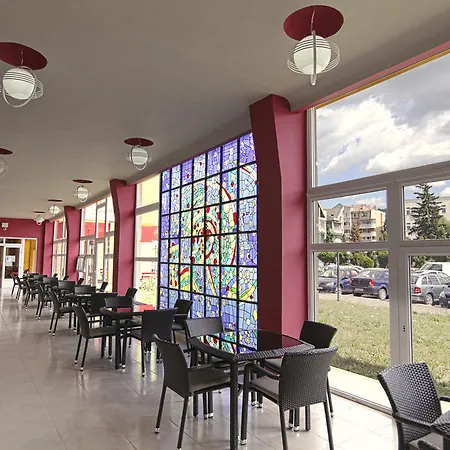 Complex Balnear Cerbul Covasna